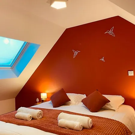 Colombier Du Val - De Caractere Standing 4 Etoiles- Maison Cosy 3 - Terrasse - Jardin Clos - Bbq - Poules - Wifi Fibre - Refuge Lpo - 15 Min Circuit 24 Du Mans - 30 Min Zoo De La Fleche - Etape Sarthe A Velo * Roeze-sur-Sarthe