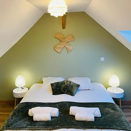 Colombier Du Val - De Caractere Standing 4 Etoiles- Maison Cosy 3 - Terrasse - Jardin Clos - Bbq - Poules - Wifi Fibre - Refuge Lpo - 15 Min Circuit 24 Du Mans - 30 Min Zoo De La Fleche - Etape Sarthe A Velo * Roeze-sur-Sarthe